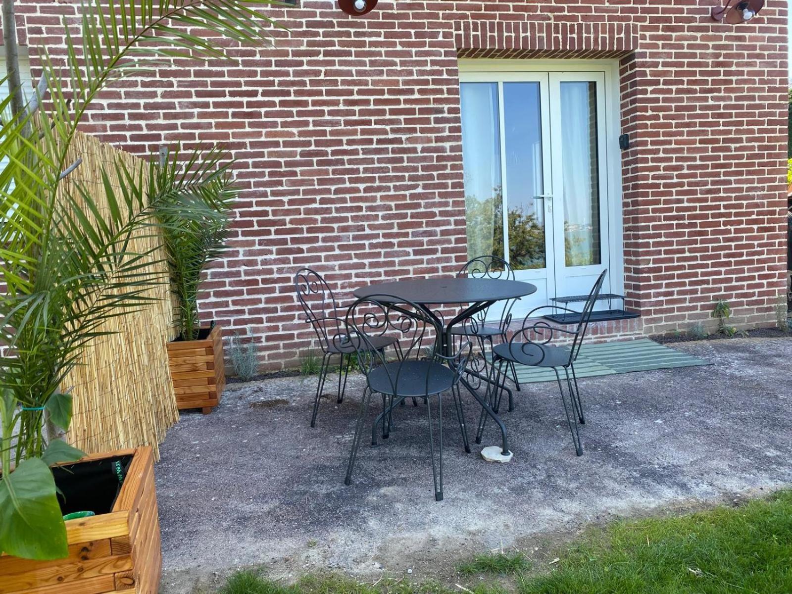 Gites De La Baie D'Honfleur Cricquebœuf Exteriör bild